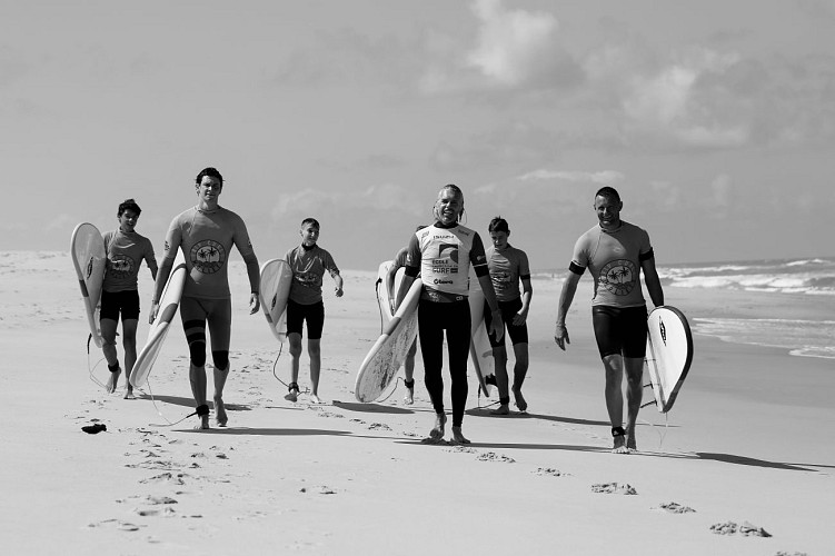 Maâ Surf School