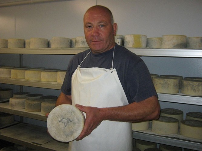 Ferme Bachoc - 64120 Suhescun (4)