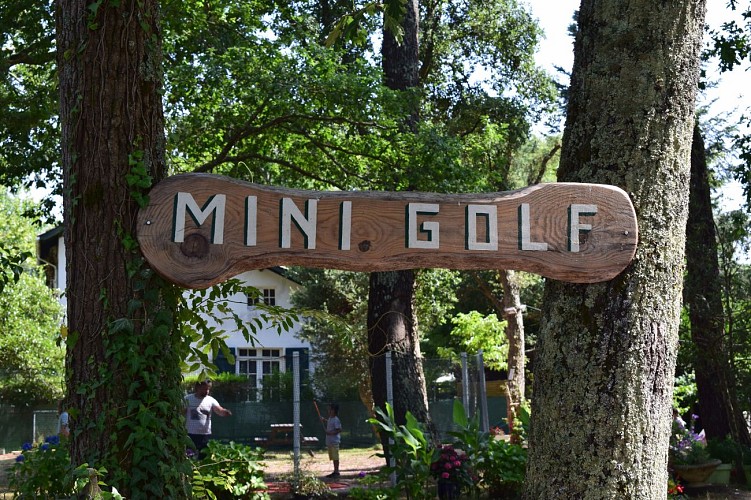 CLNT---LEON---Mini-golf--1-