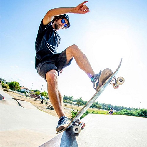 ecole de surf moliets Soonline surf school skate school cours stages surf skate Moliets et Maa surf spot Landes vacances surf moliets plage (2)