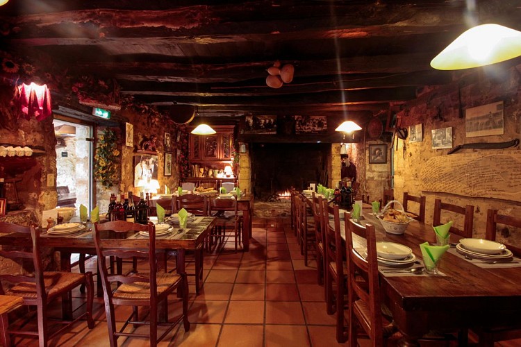 Auberge de Layotte - Tursac 4