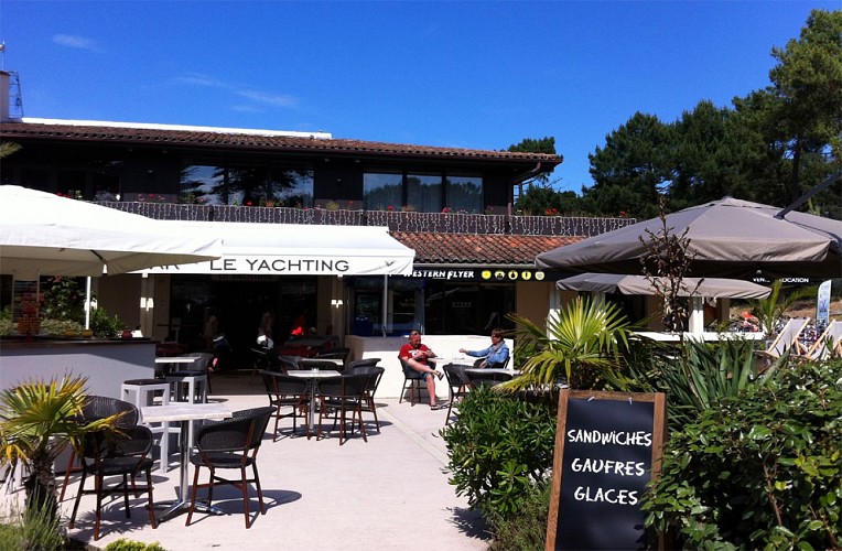 Le_Yachting (1)