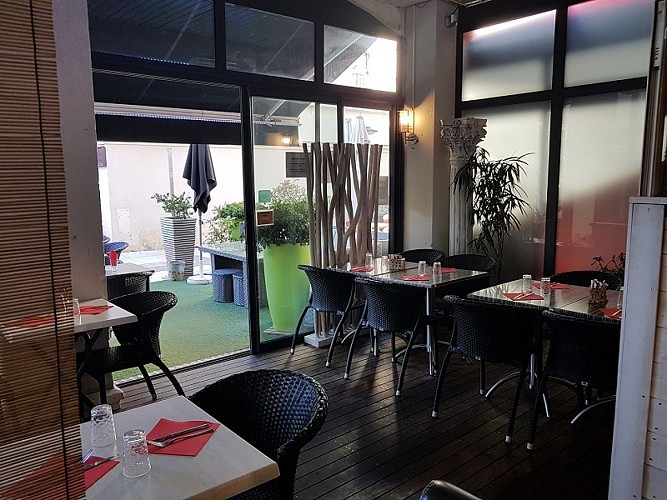 Petite-Moulerie-pergola