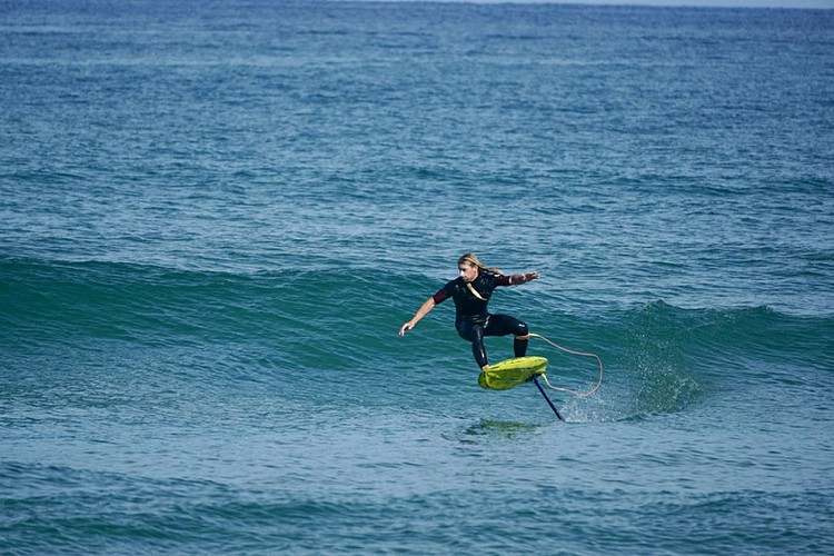 Ecole du Surf Français Eric GARRY surf foil à biarritz