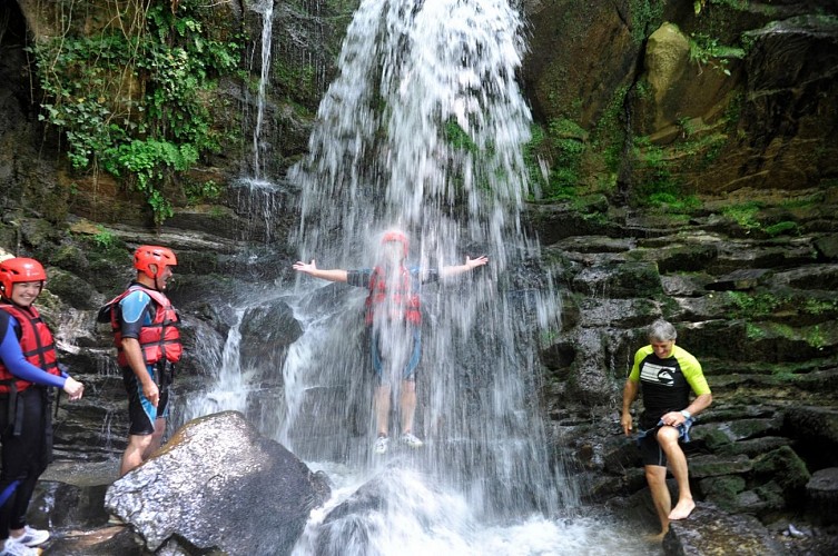 Booste rafting 1440x900