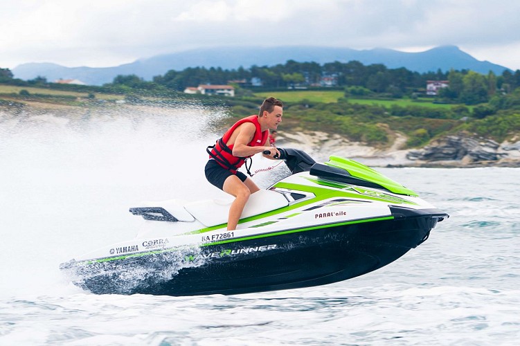 2.Jet_PARALAILE-1286