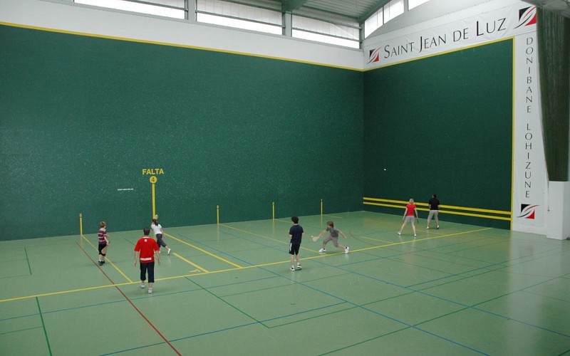 Pelote-Luzean-St-jean-de-Luz-1440x900