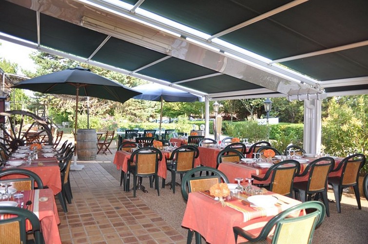 RESAQU047FS0006R_pailloles_fermedecouderc_5 [800x600]