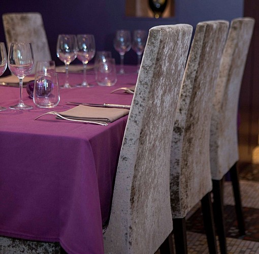 Restaurant BONNET-Table