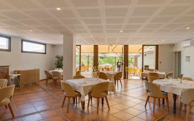 Salle de restaurant13 OK