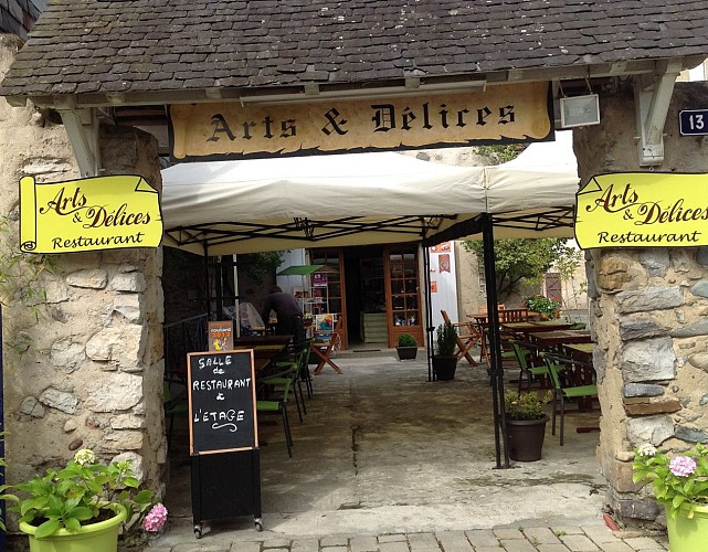 Arts-et-delices---OLORON-SAINTE-MARIE---OTHB----DI