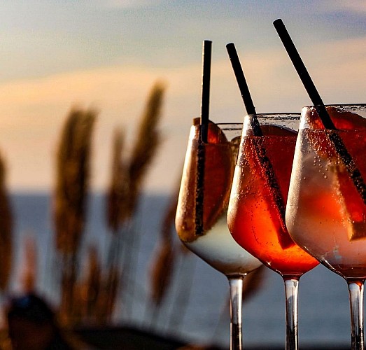 Etxola Bibi Biarritz cocktails 2