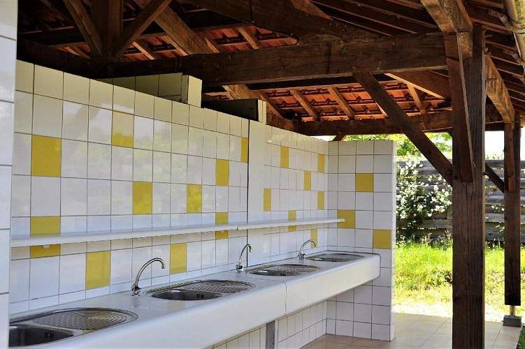 camping-avec-sanitaire-dordogne