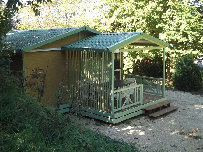 chalet1 Camping La Roussie 13