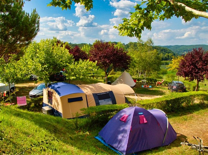 camping-pech-de-caumont-tente-4x3-01