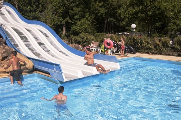 moulin-de-la-pique-toboggan