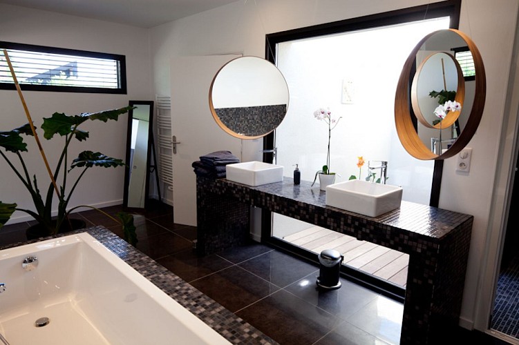 Villa-Margaux---SDB--Fargues-St-Hilaire-Hesse-Nachon-2