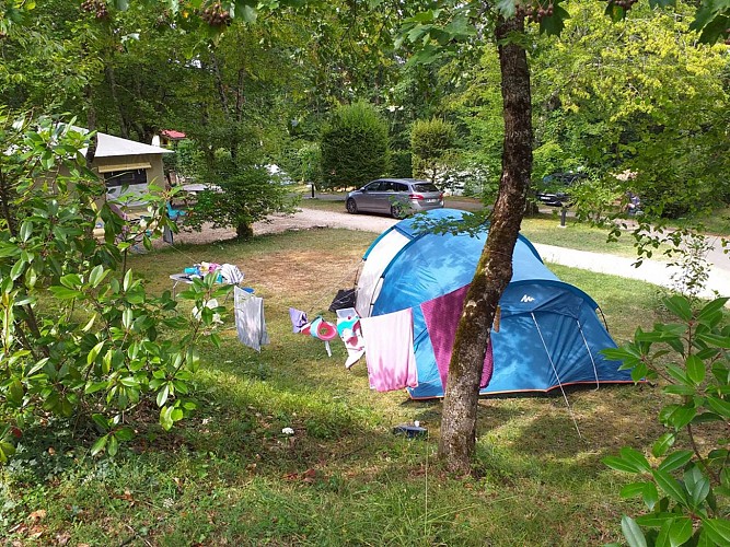 5-emplacement-camping-la-fage