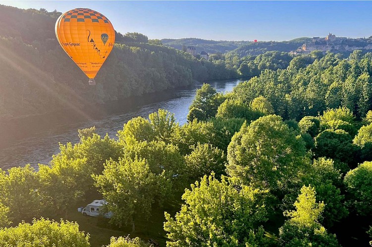 camping-bord-de-riviere-dordogne-perigord-noir