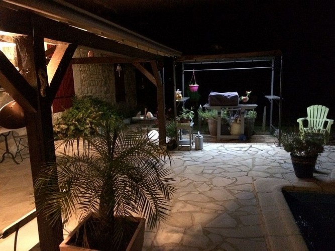 La Damiche_terrasse nuit 3 (800x600)