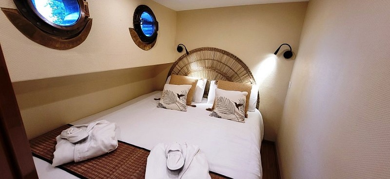 Péniche Wakaï - cabine Banaué