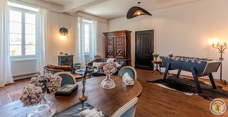 HLOAQU047V50INVZ_Lauzun_CH-UnPetitChâteau_2457_photo9