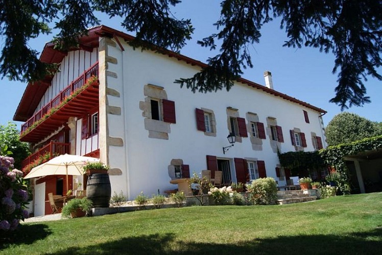 etcheverry_muttilainea_facade