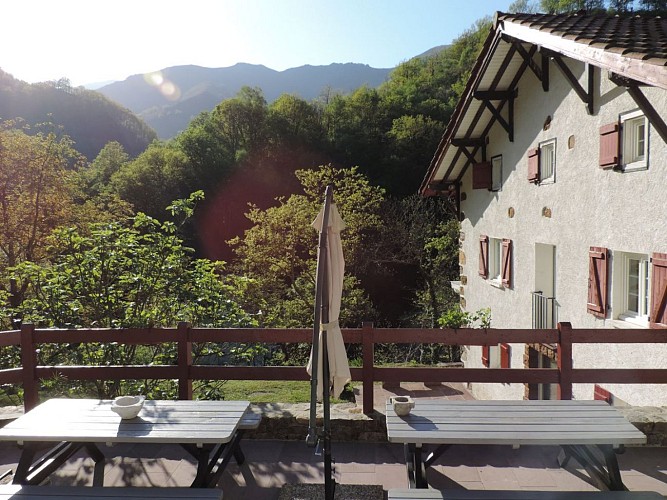 Agorerreka-terrassse-Baigorri©Flores