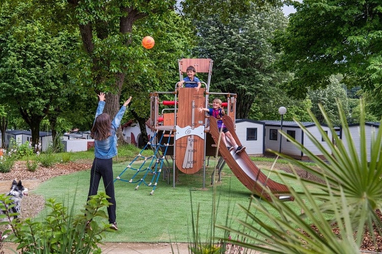 Camping Abaya Jeux enfants