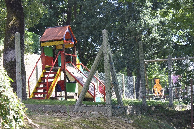 Camping L'Orée du Bois Aire de jeu