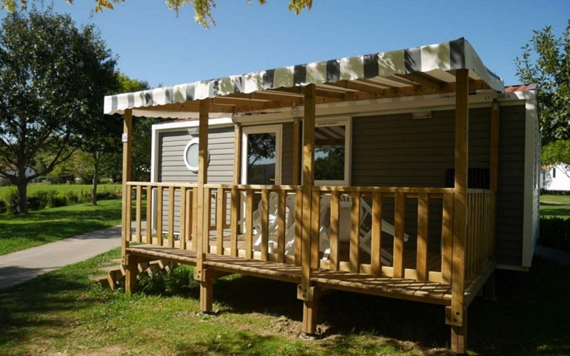 2158600DC6184D1B9D0FF580A4B3D1ED