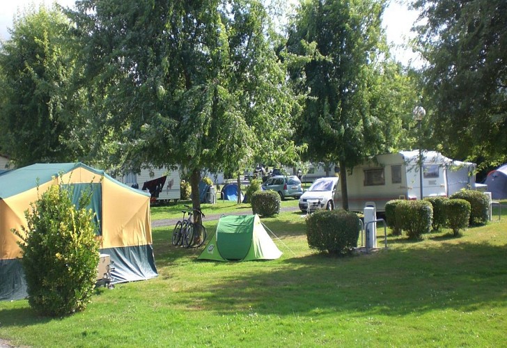 Europ-camping-emplacements-ascarat