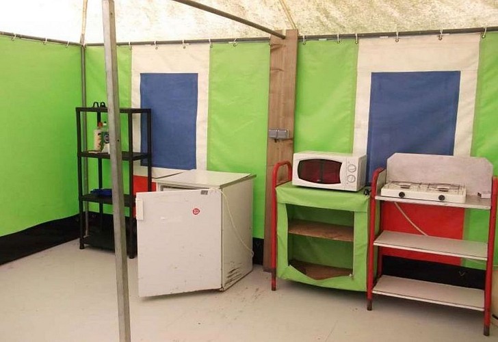 Camping Amestoya-Bengali-cuisine-bidarray