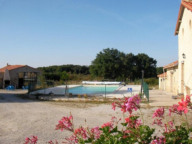 Camping La Ferme naturiste de L'Oliverie