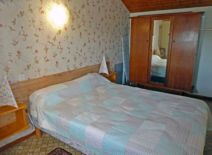 5 F2 Chambre 1