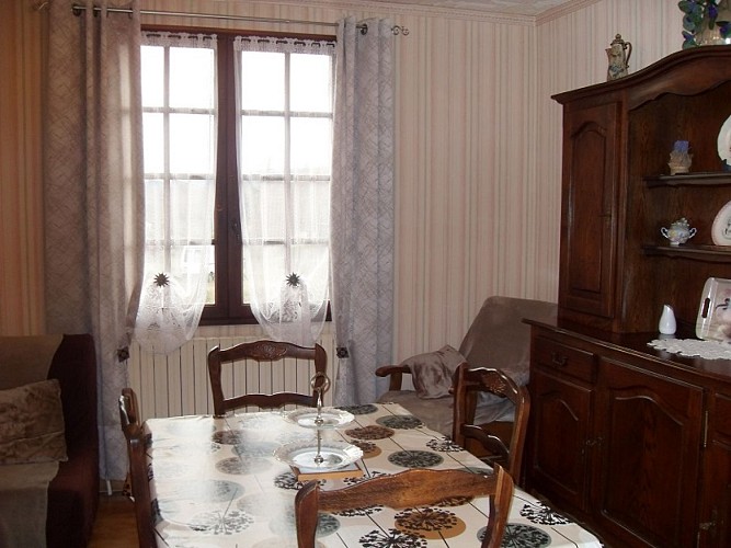 Madame Mireille VINCENT