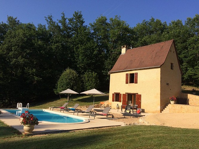 Fonchave avec sa piscine privée au nord de Sarlat