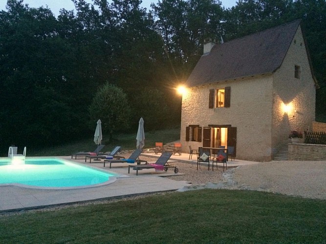 Fonchave avec sa piscine privée au nord de Sarlat