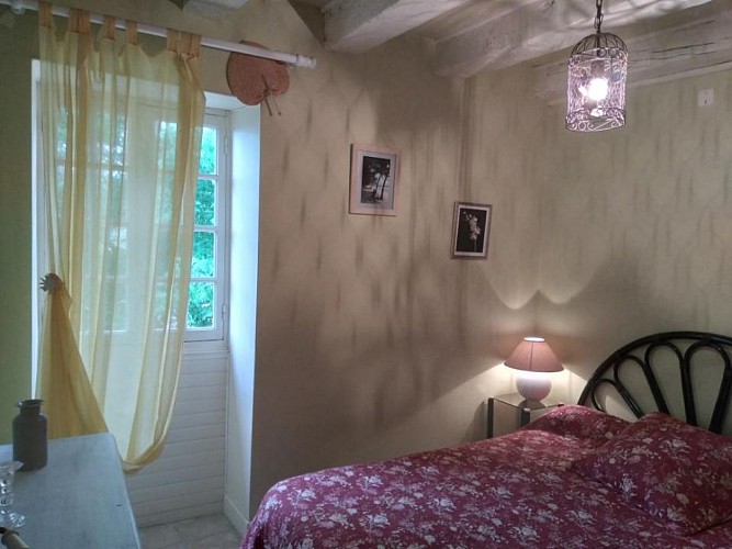 Maison Rouge avec piscine privée au nord de Sarlat