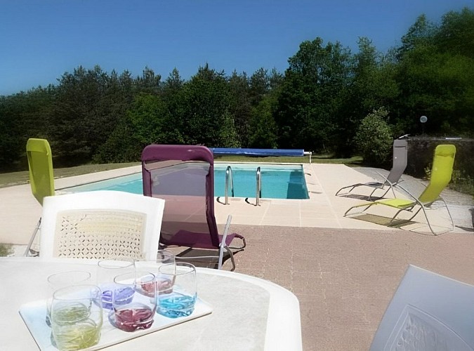 Gîte le Sorbel_piscine 5