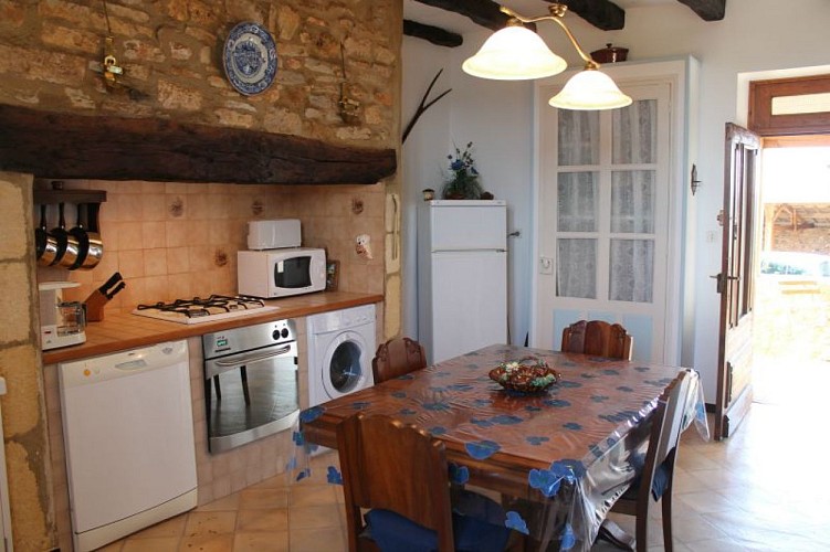 040238-la raze- maison de campagne 4-6 pers (21)-web