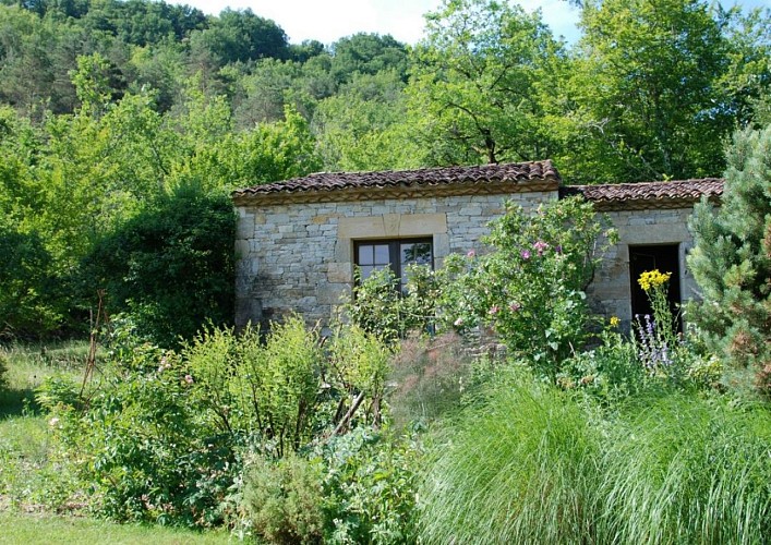 Le Vallon de l'Albarède avec piscine sud de Sarlat_2