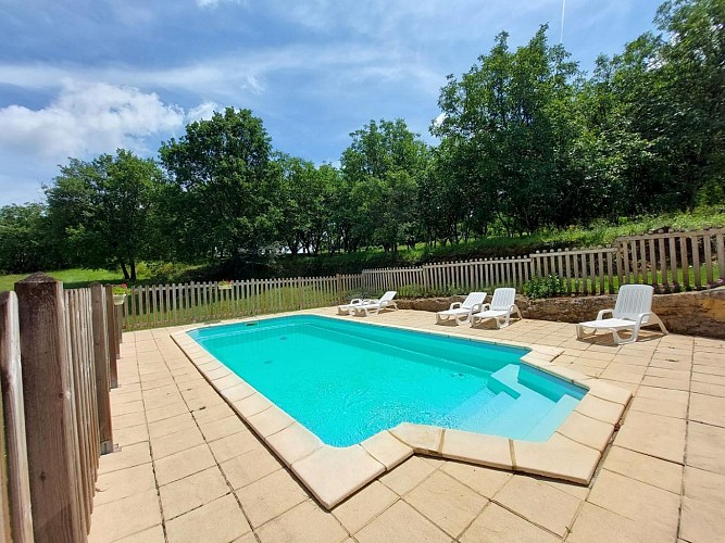 Le Grenouillet avec piscine privée proche Sarlat