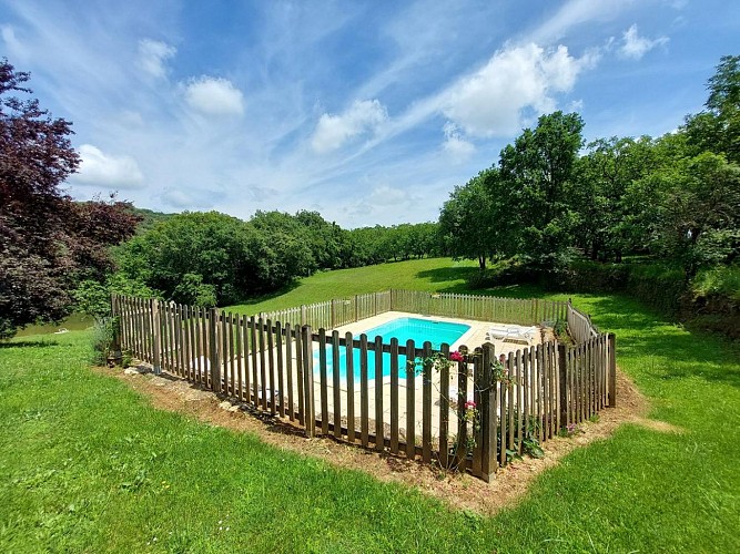 Le Grenouillet avec piscine privée proche Sarlat_5