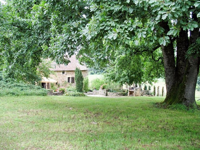 MONTANT DE FAGE-EXTERIEUR