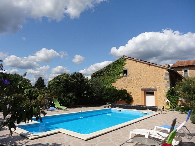 gîte piscine Jacky Lauriere Sourzac (01)