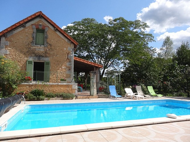 gîte piscine Jacky Lauriere Sourzac (0)