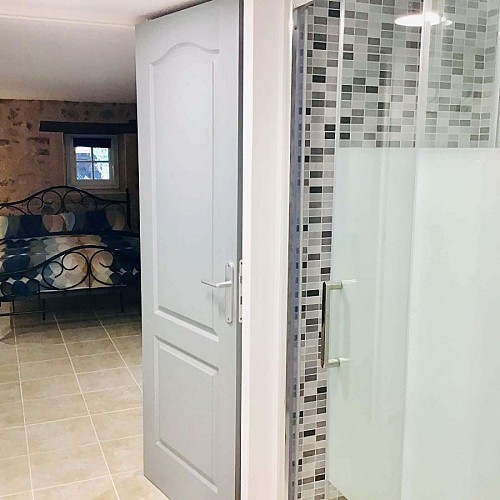 cabine douche gîte magnolias puyregonde dordogne