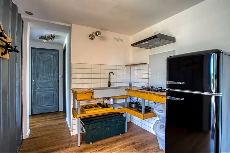 id container cuisine indus