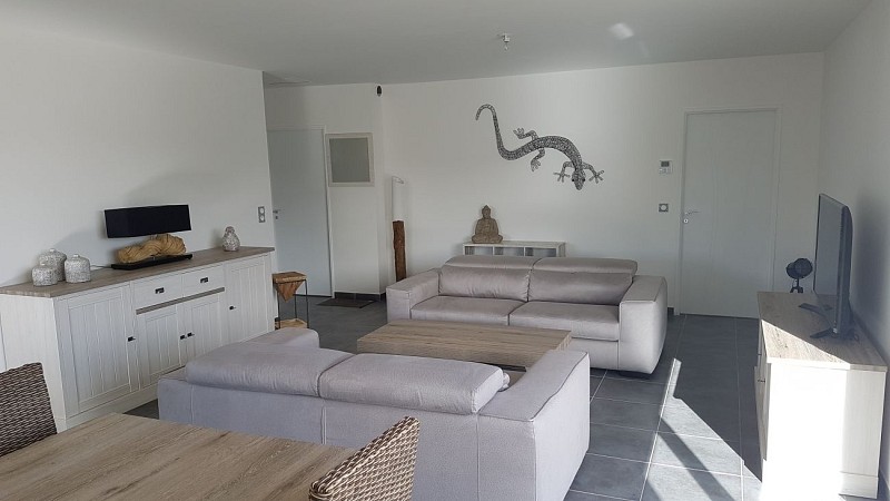 2018- Dhaeyer Paturanges 1 salon